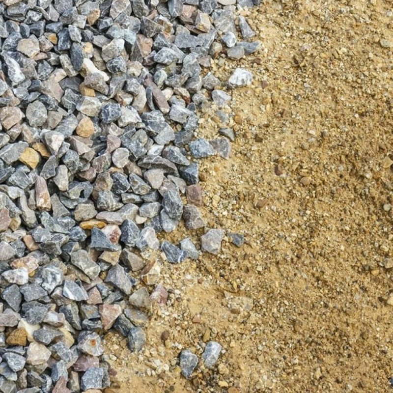 1-tonne-of-sand-gravel-delivered-loose-pease-of-garforth